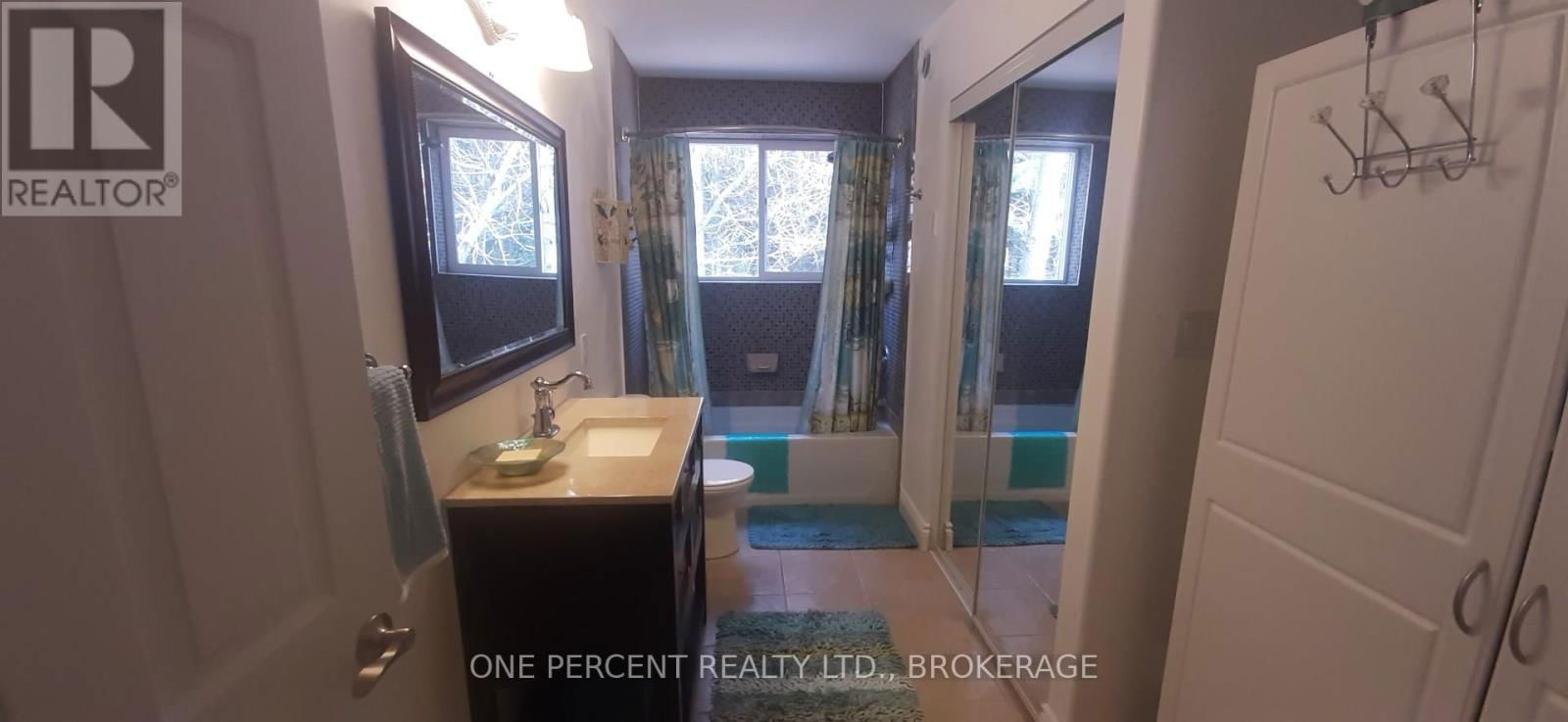 39 DARK ISLAND LANE Image 30