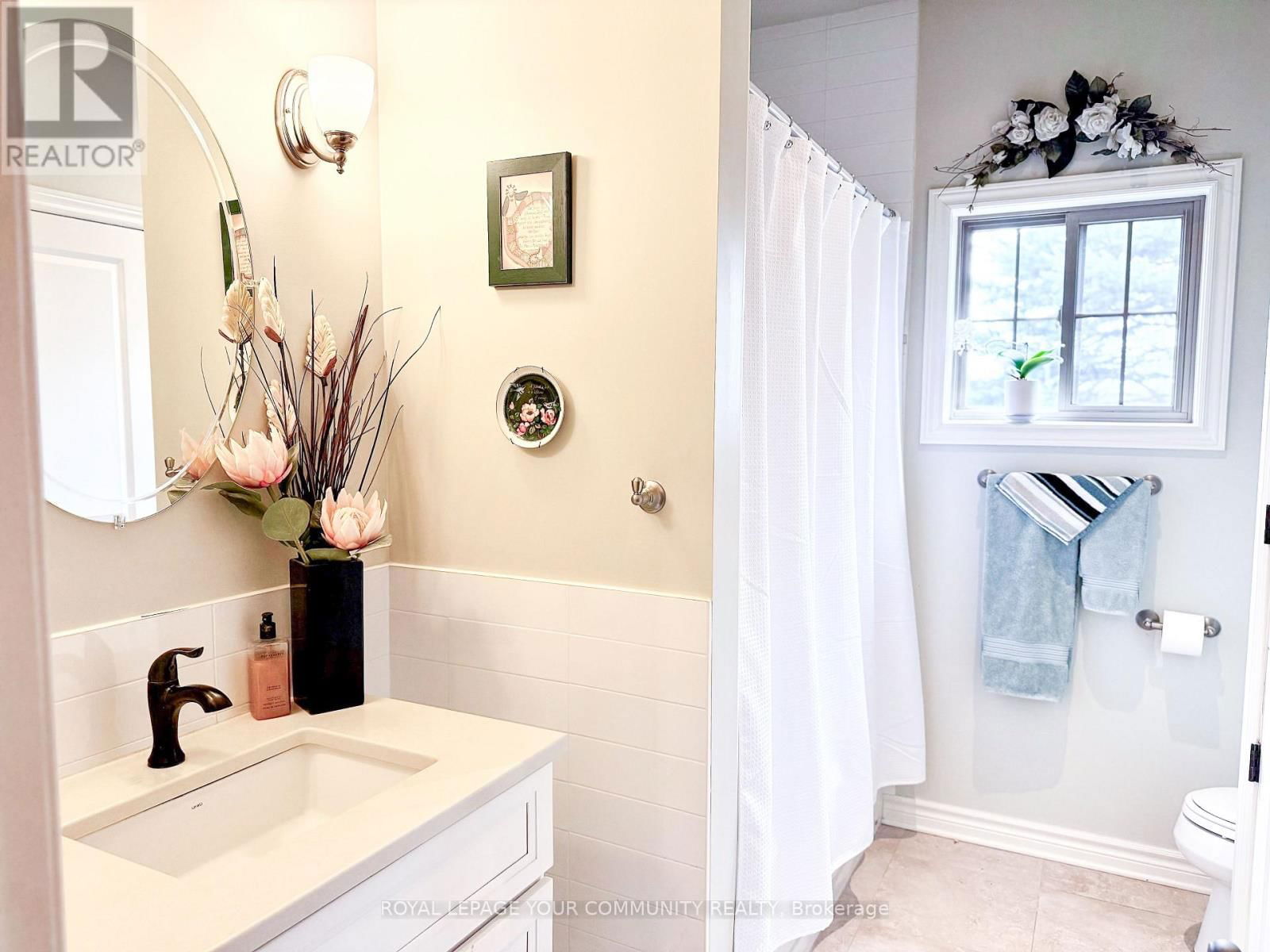 61 FRONTIER DRIVE Image 13