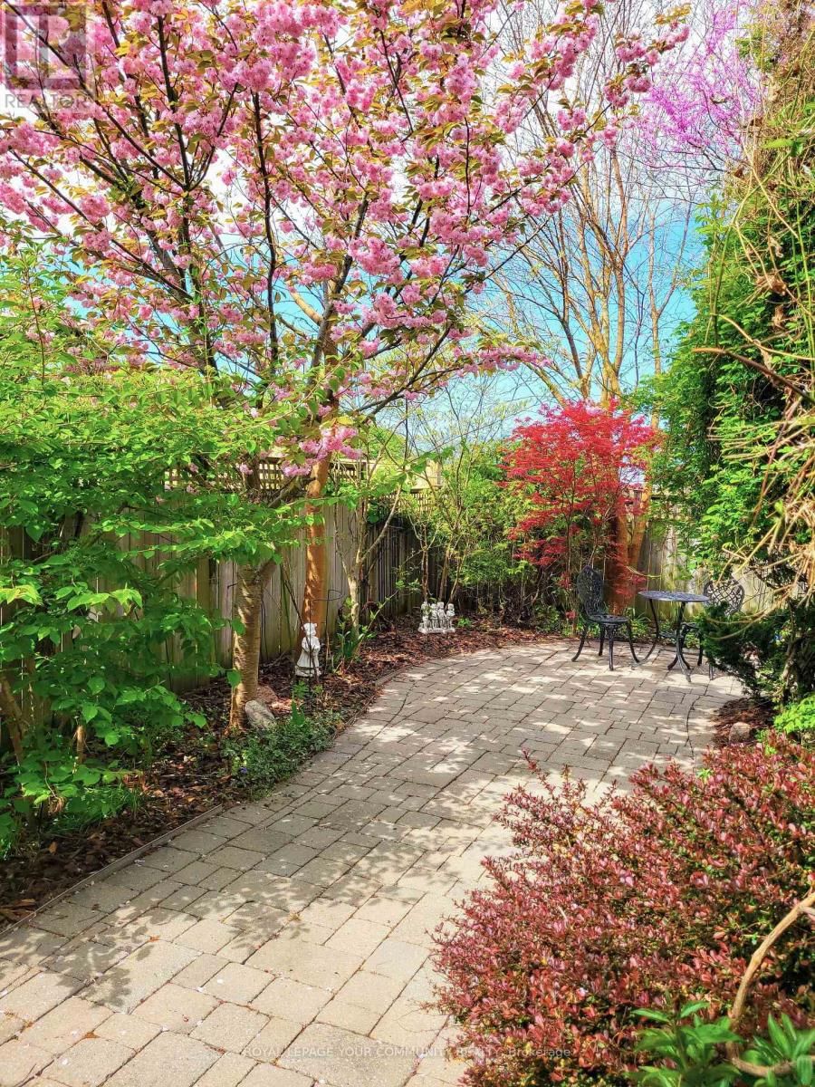 61 FRONTIER DRIVE Image 23