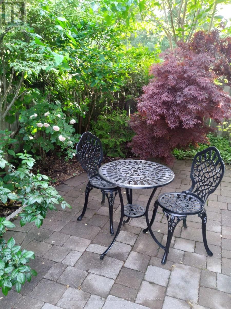 61 FRONTIER DRIVE Image 24