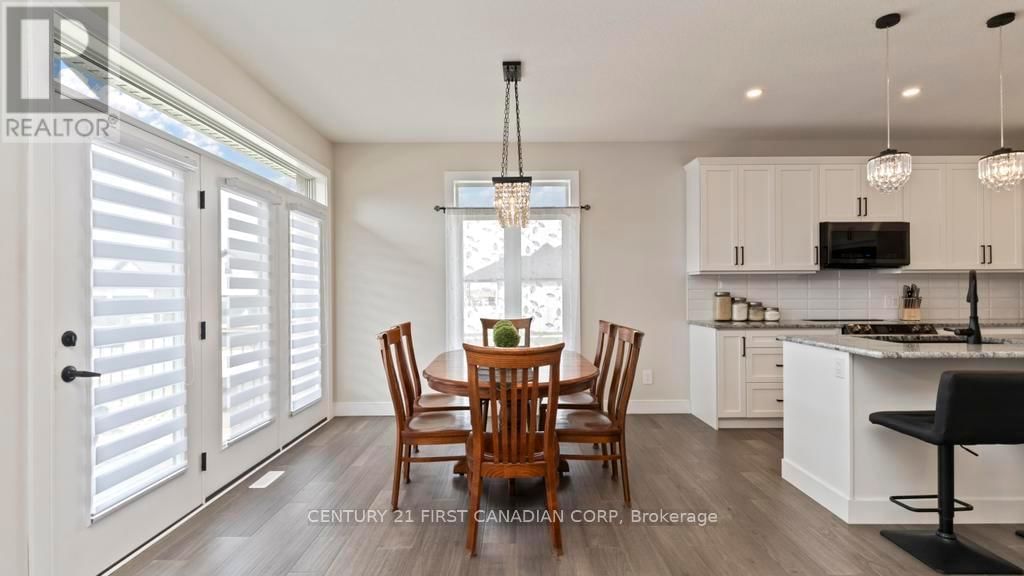 27 ELLIOT STREET Image 7