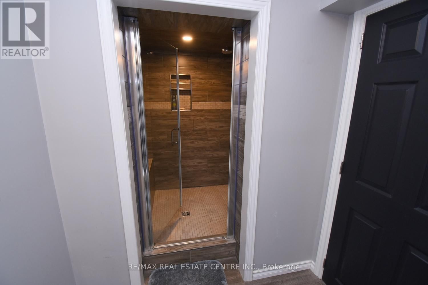 26 HATTON DRIVE Image 33
