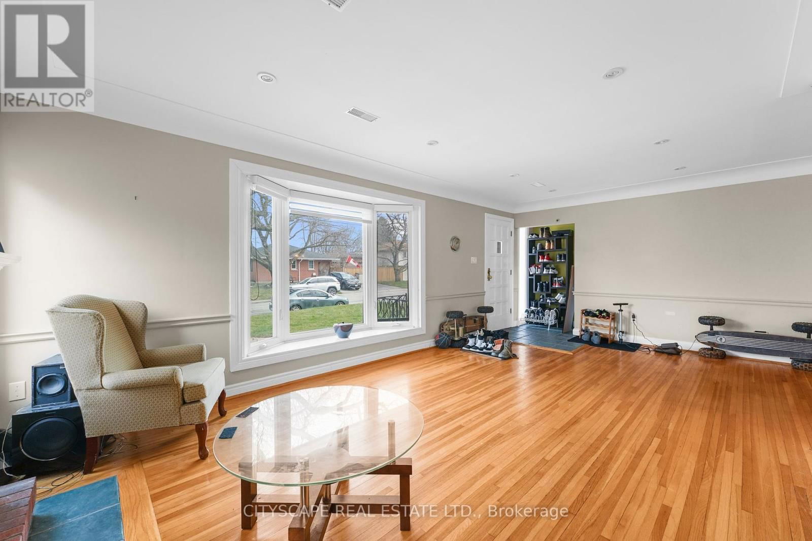 17 RITA STREET Image 10