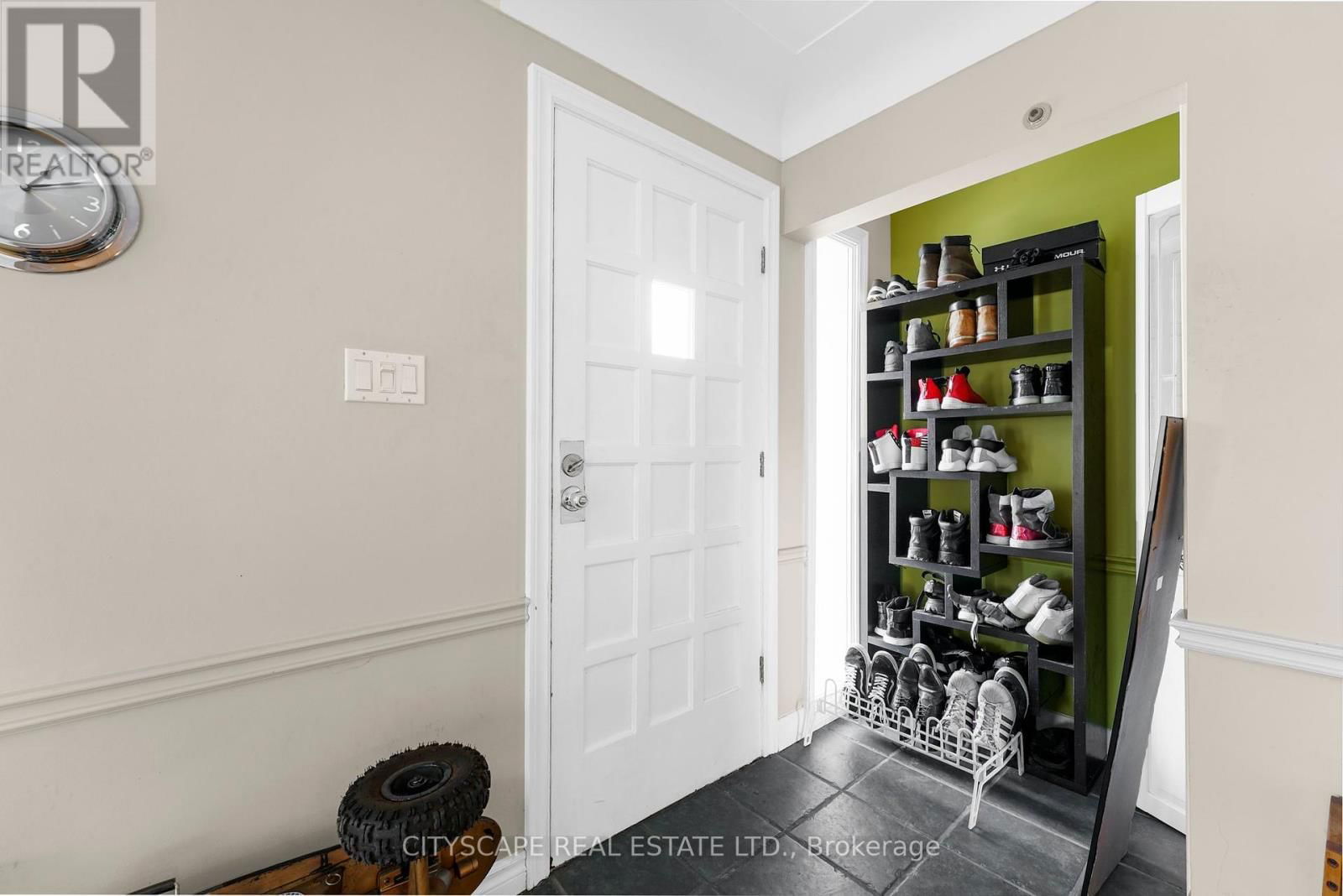 17 RITA STREET Image 11