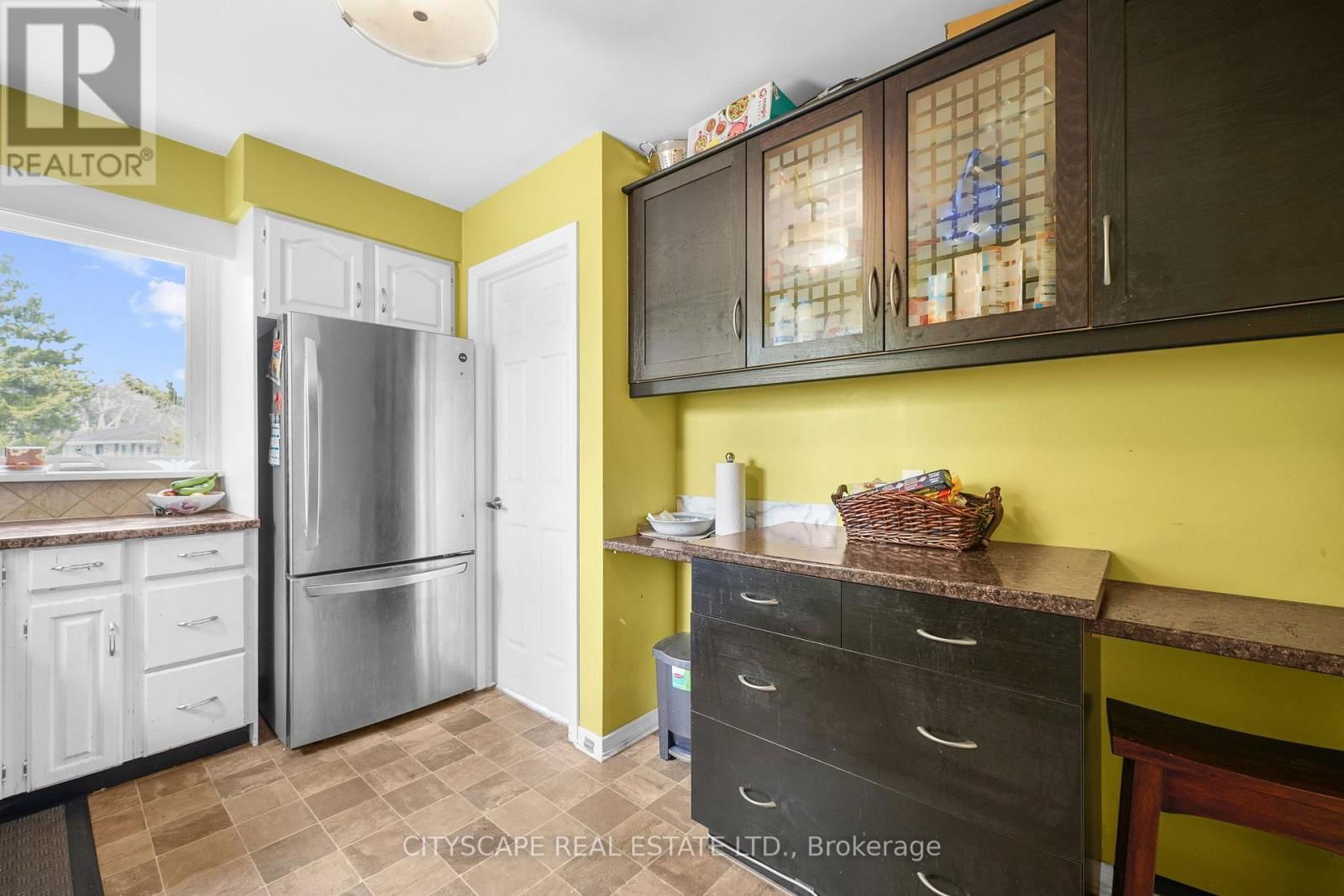 17 RITA STREET Image 14