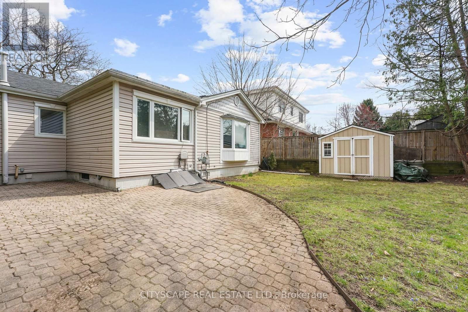 17 RITA STREET Image 25