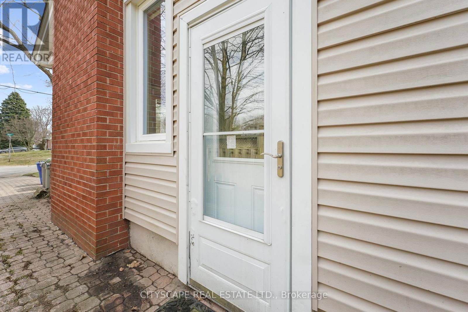 17 RITA STREET Image 5