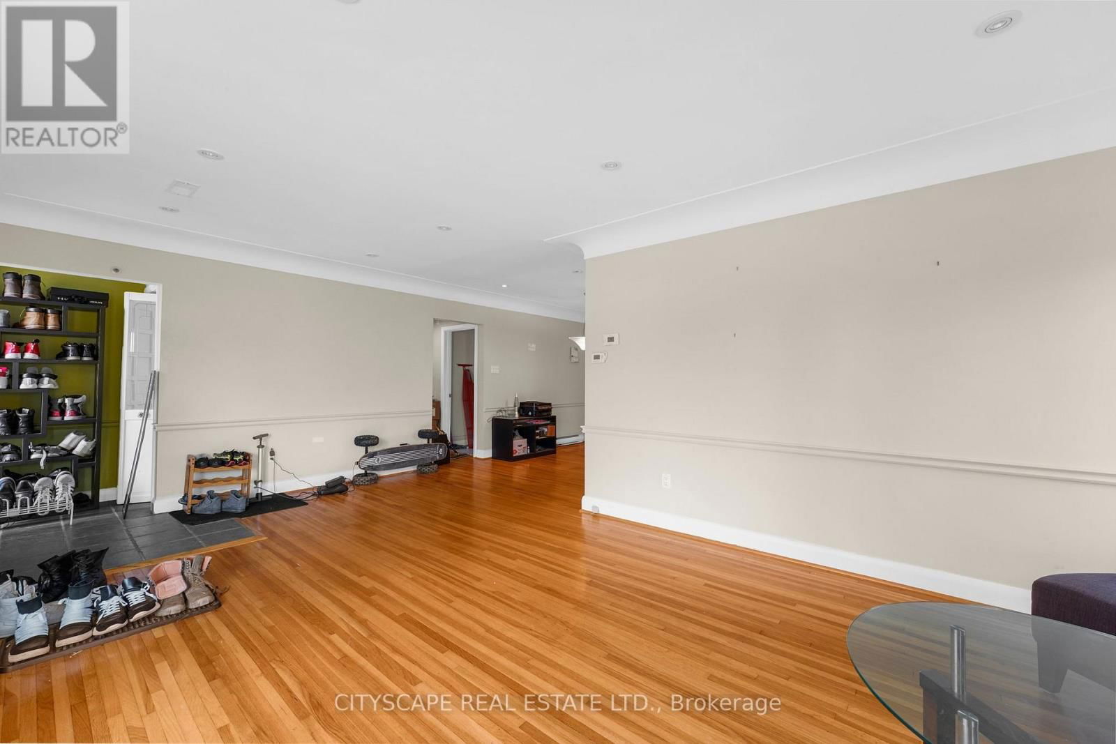 17 RITA STREET Image 9