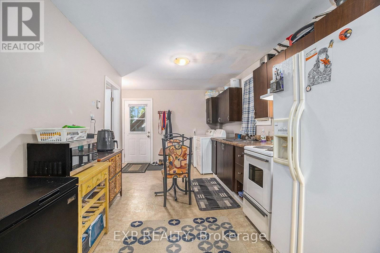 28 LEFEBVRE AVENUE Image 12