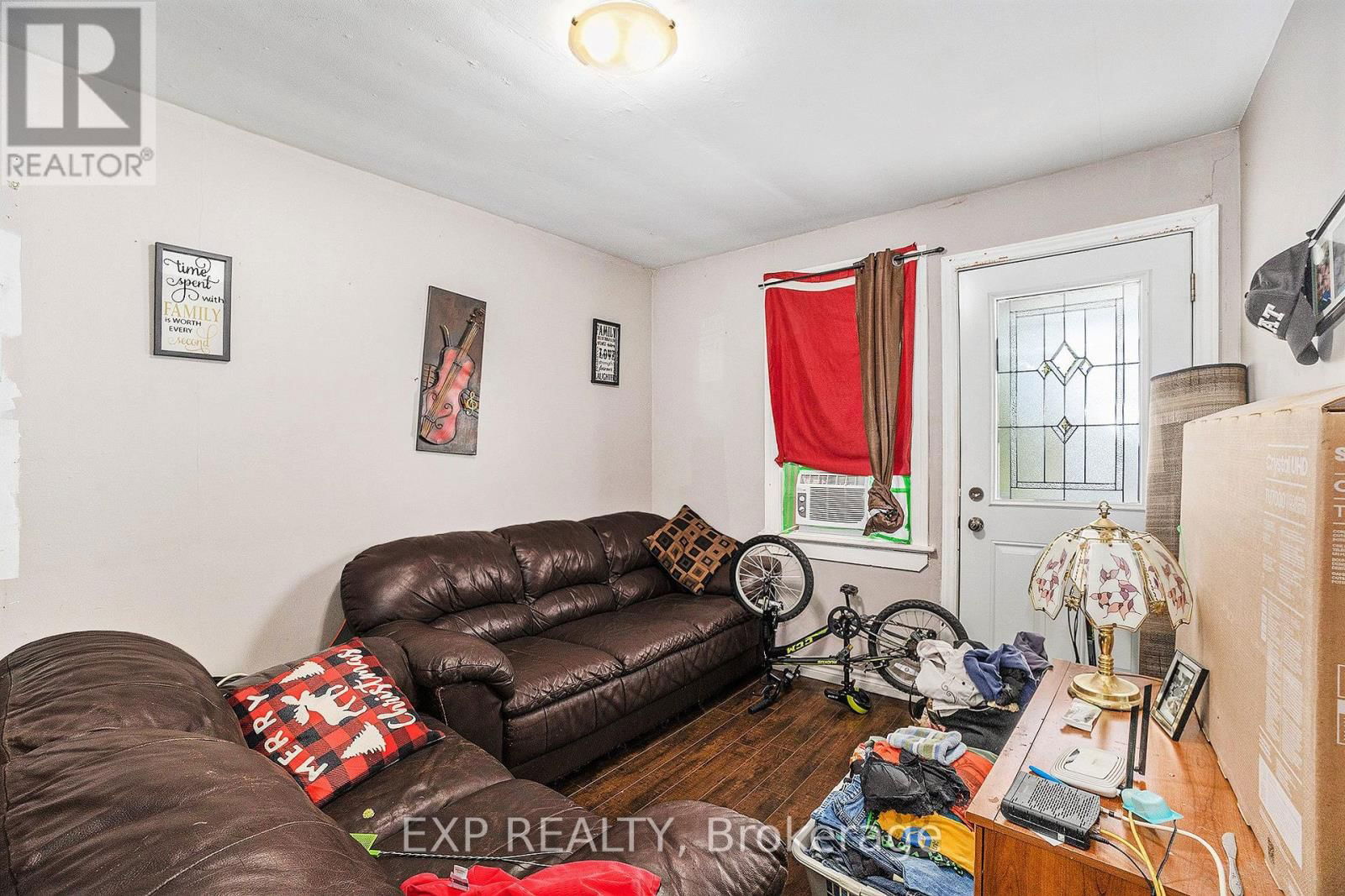 28 LEFEBVRE AVENUE Image 13