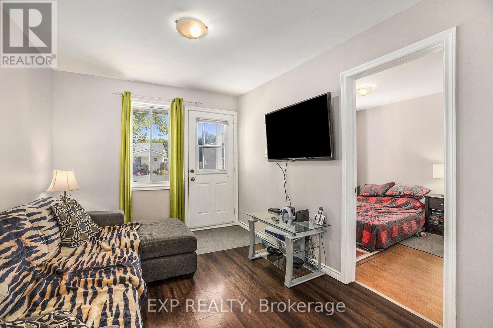 28 LEFEBVRE AVENUE Image 4