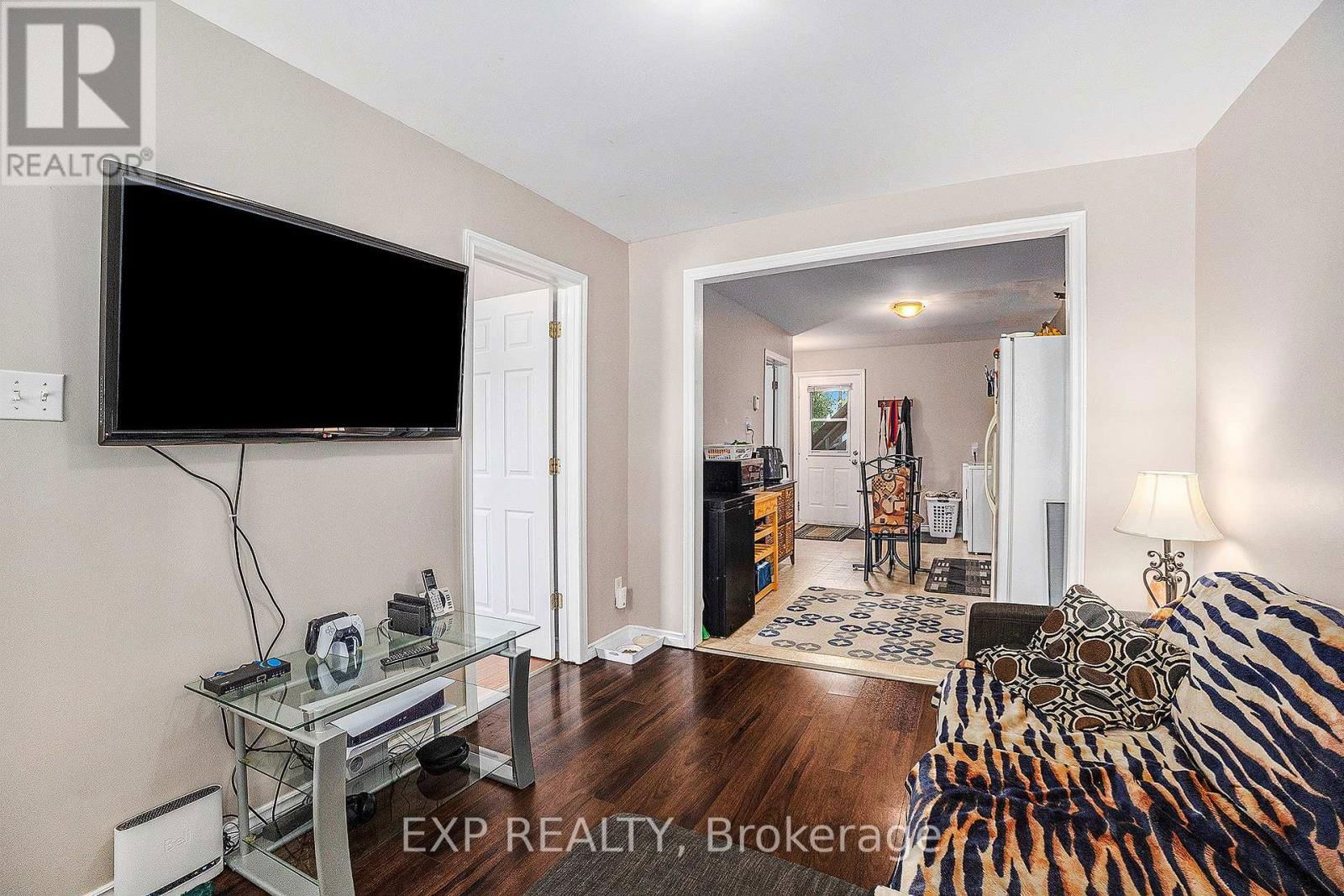 28 LEFEBVRE AVENUE Image 6