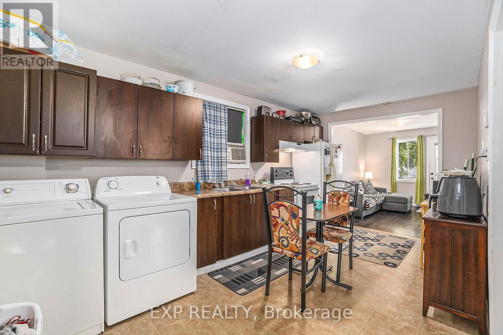 28 LEFEBVRE AVENUE Image 8