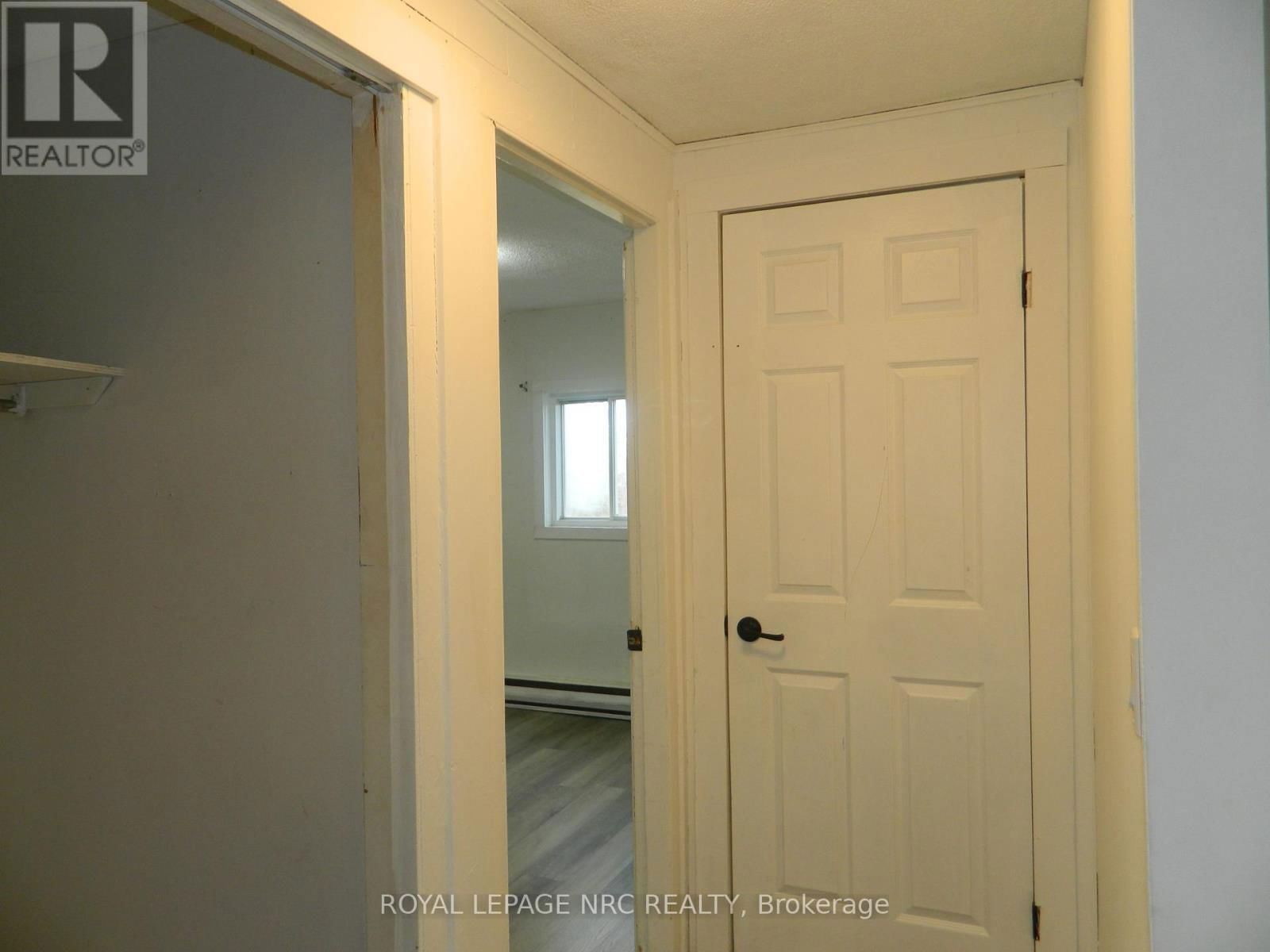 210 PHIPPS STREET Image 10