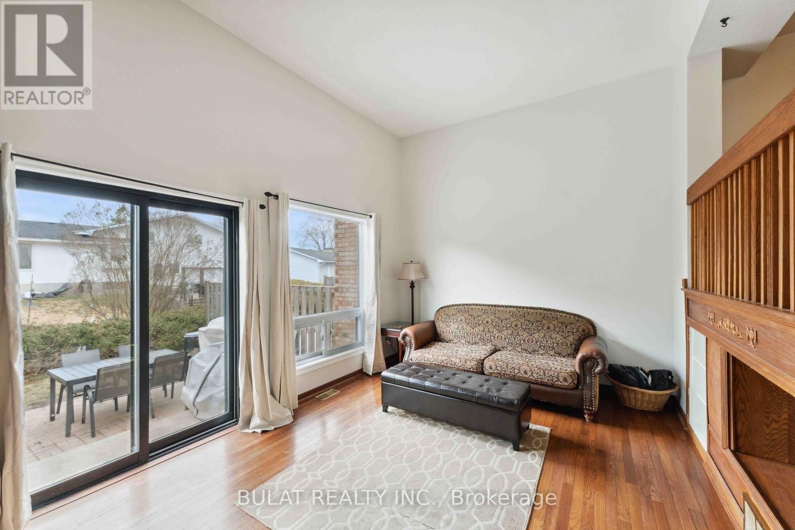 19 - 2 BERTONA STREET Image 12