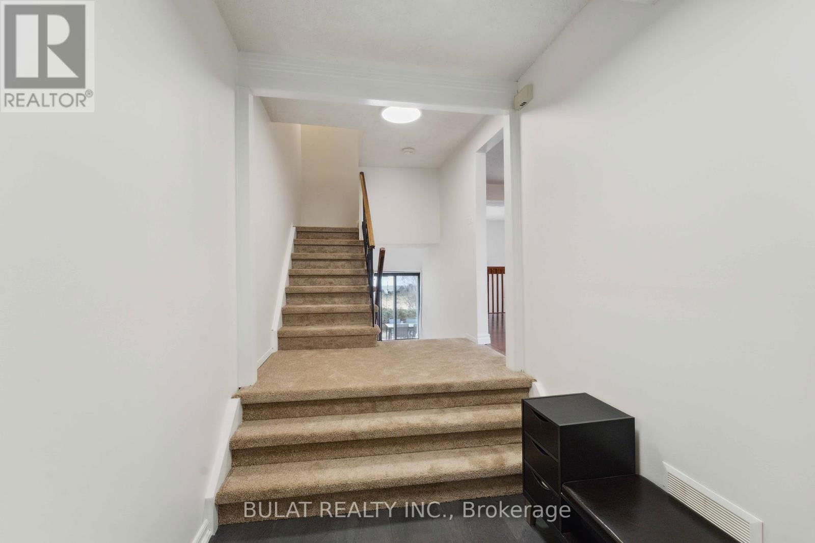 19 - 2 BERTONA STREET Image 5
