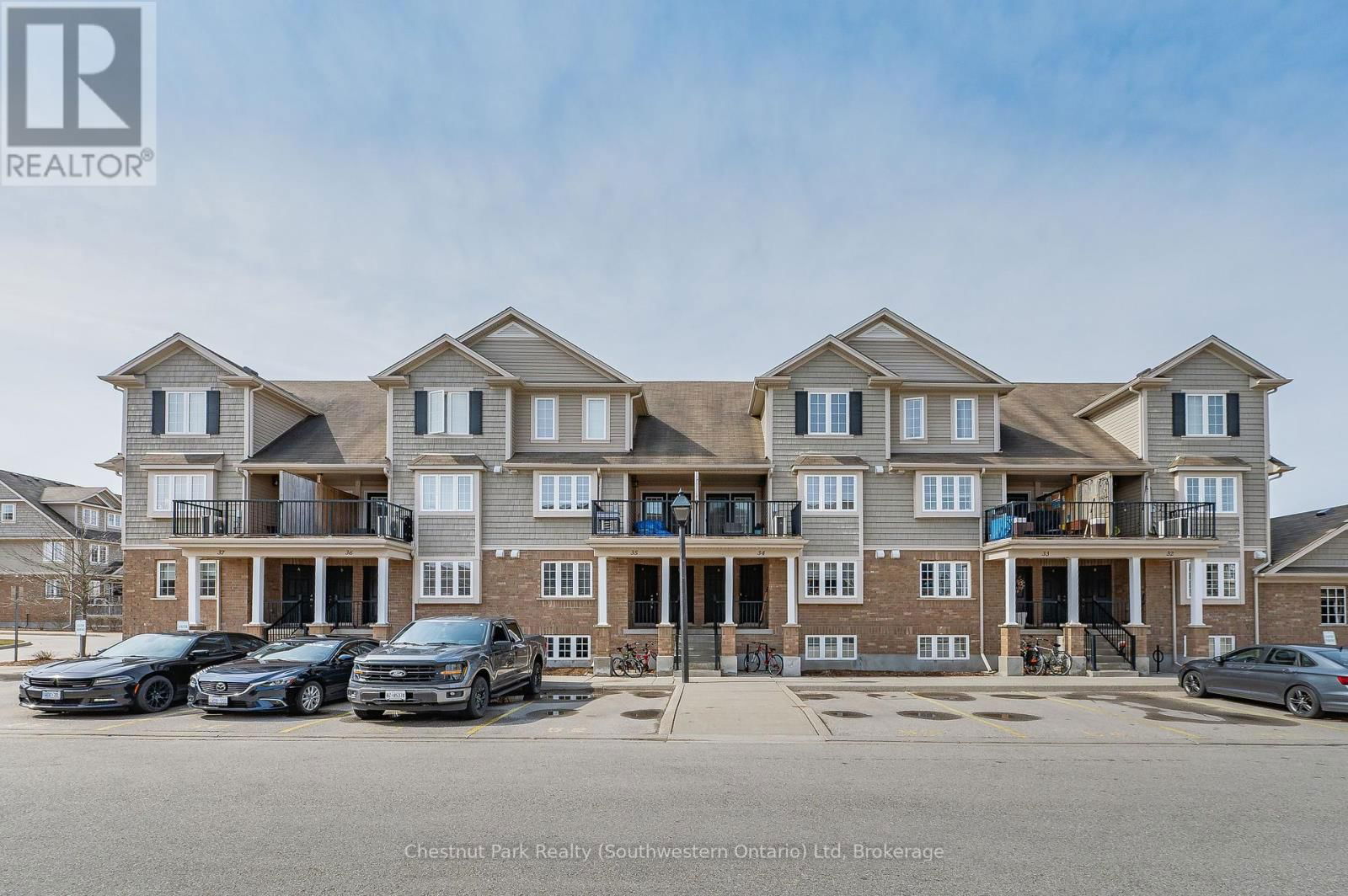 35A - 15 CARERE CRESCENT Image 1