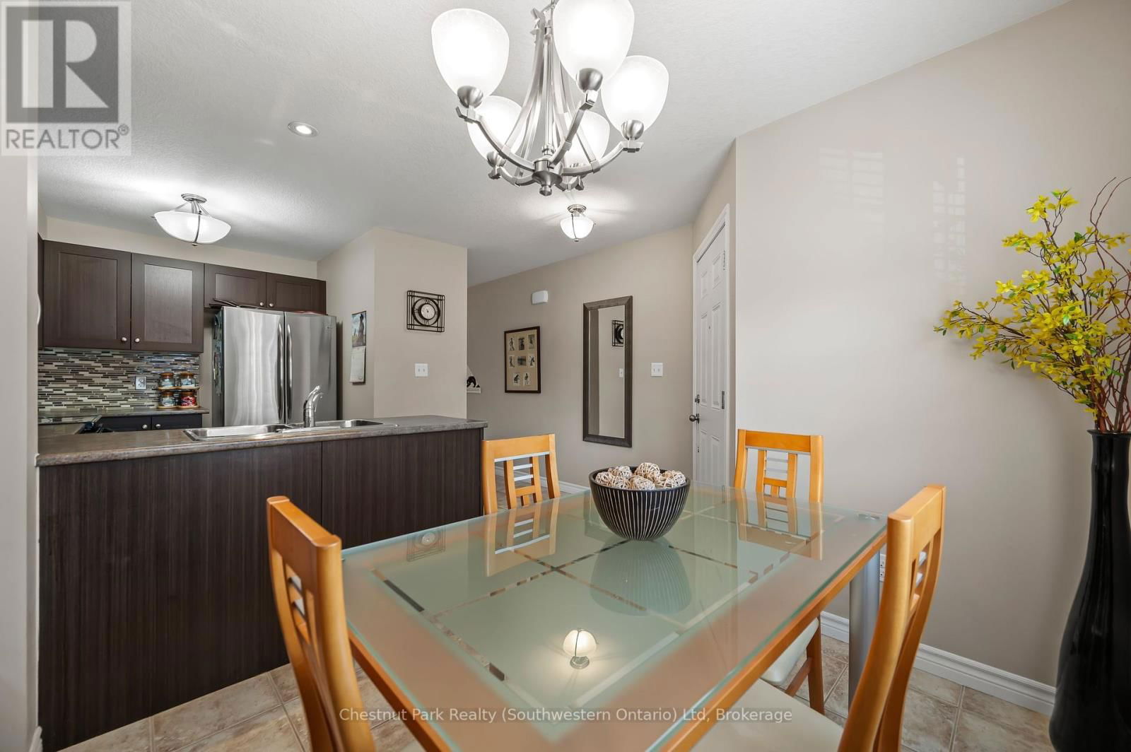 35A - 15 CARERE CRESCENT Image 10
