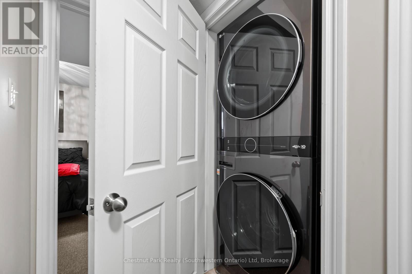 35A - 15 CARERE CRESCENT Image 29