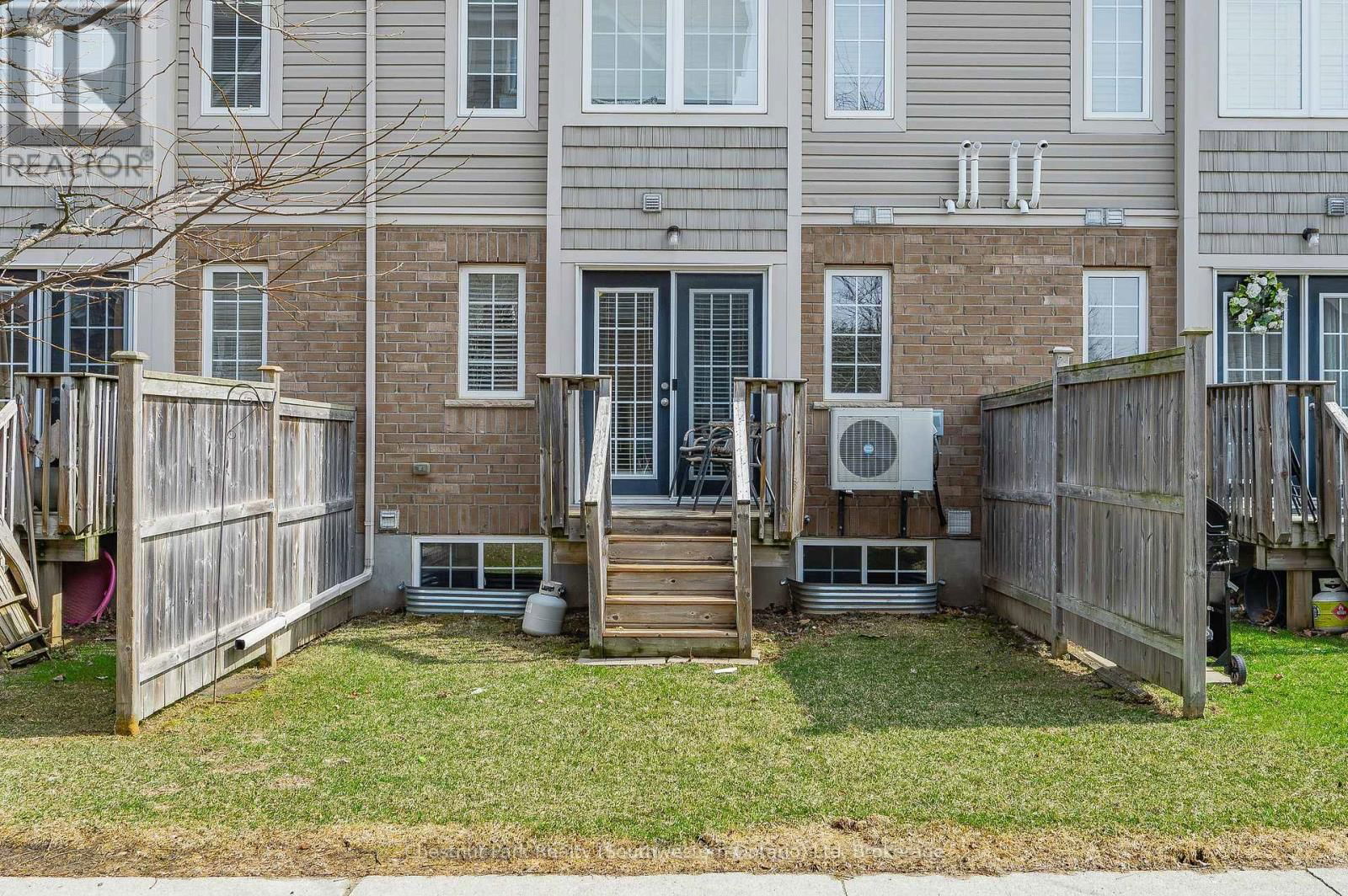 35A - 15 CARERE CRESCENT Image 33