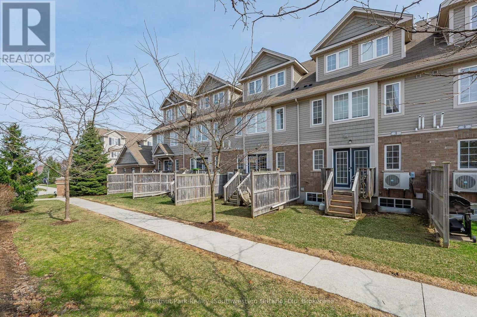 35A - 15 CARERE CRESCENT Image 37