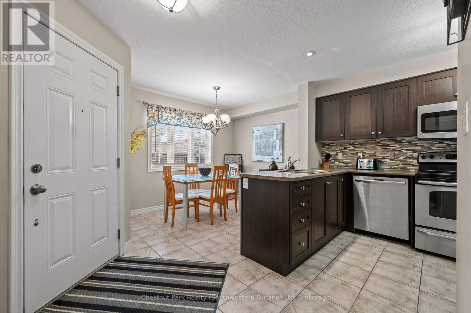 35A - 15 CARERE CRESCENT Image 6