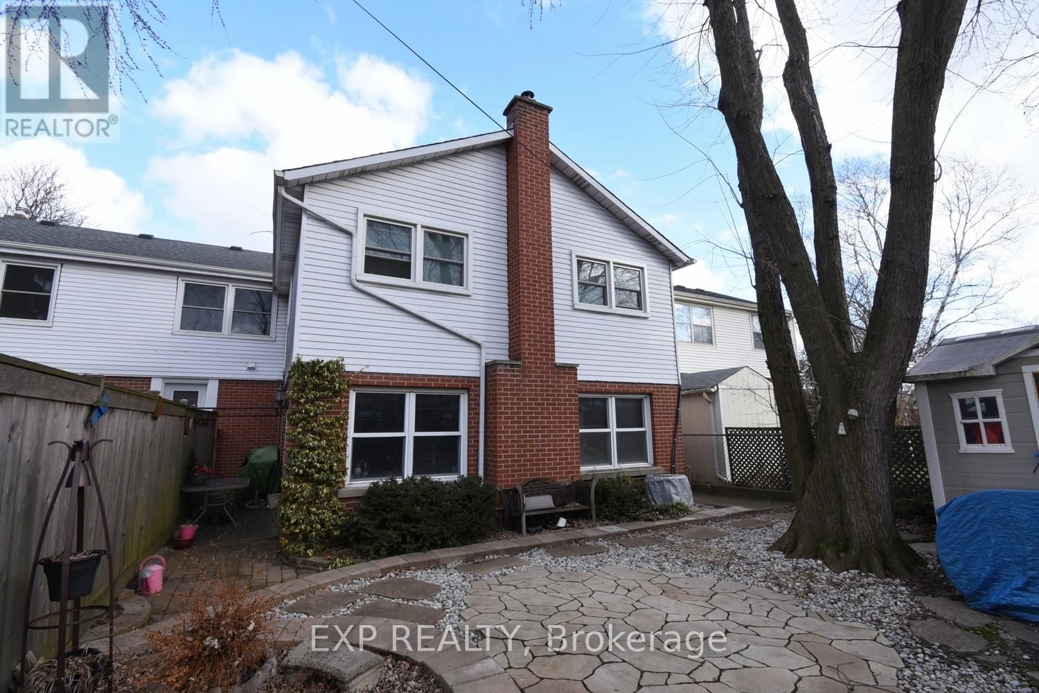 80A MACLENNAN AVENUE Image 21