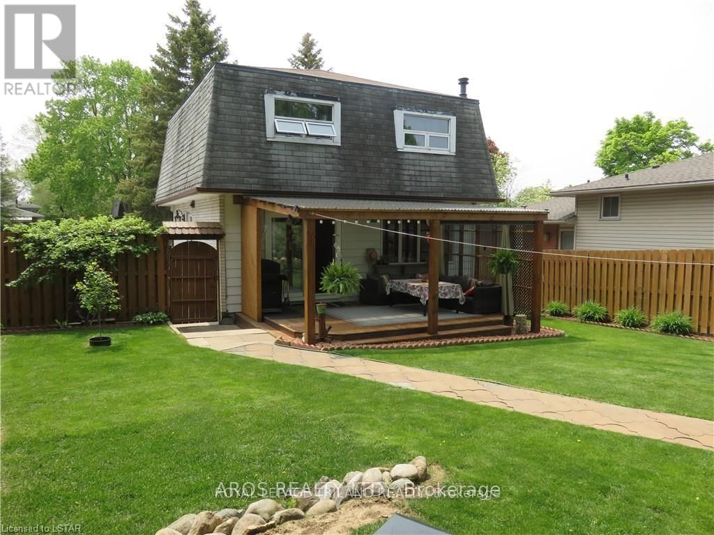 438 FERNDALE AVENUE Image 5