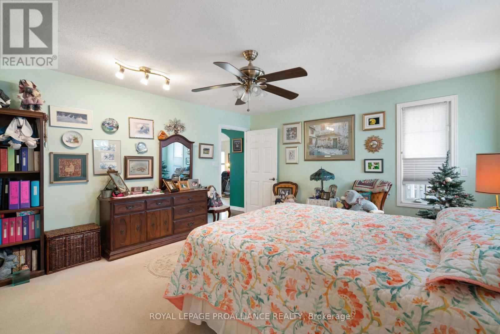 21 LOYALIST PLACE Image 14
