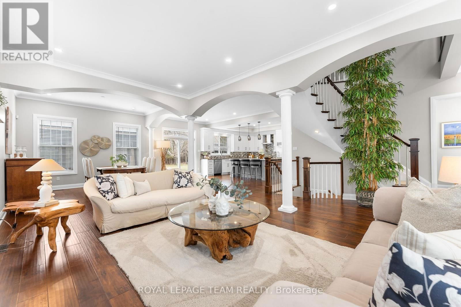 1013 SALE BARN ROAD Image 9
