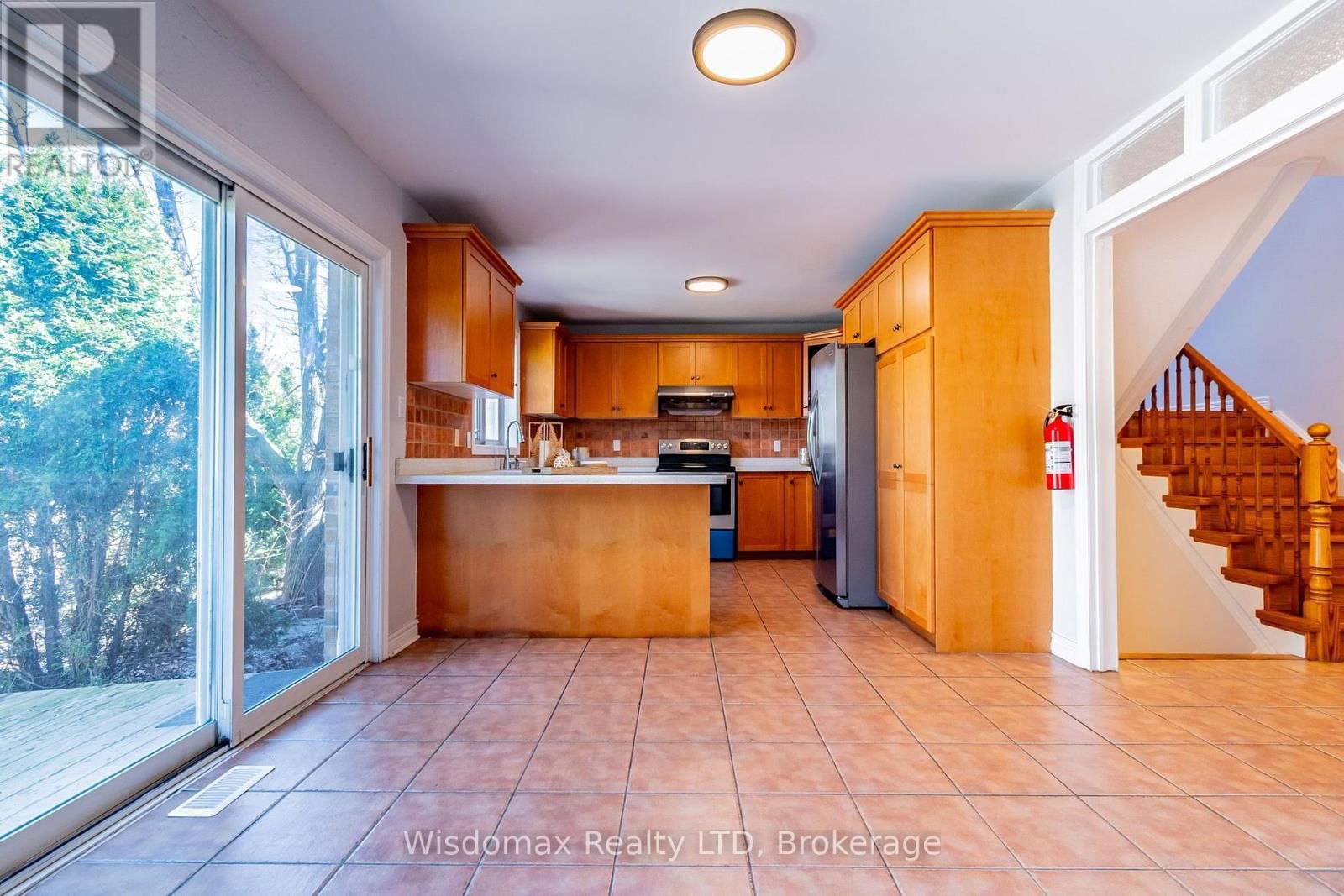 52 STEVENS DRIVE Image 7