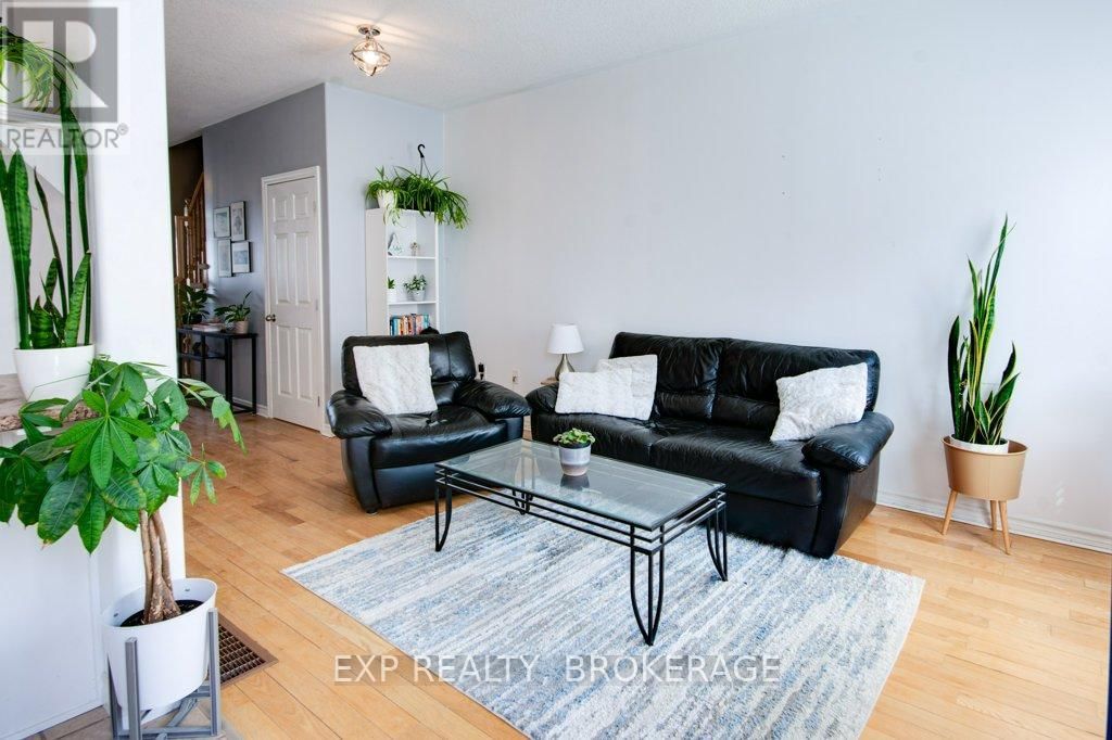 843 NEWMARKET LANE Image 11