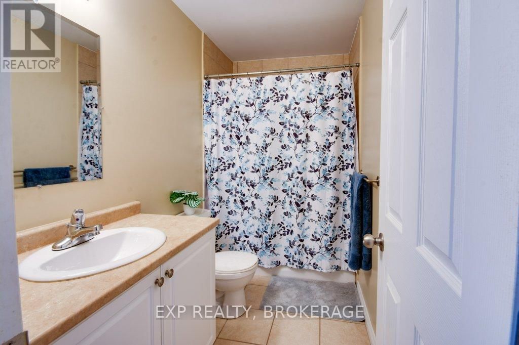 843 NEWMARKET LANE Image 23