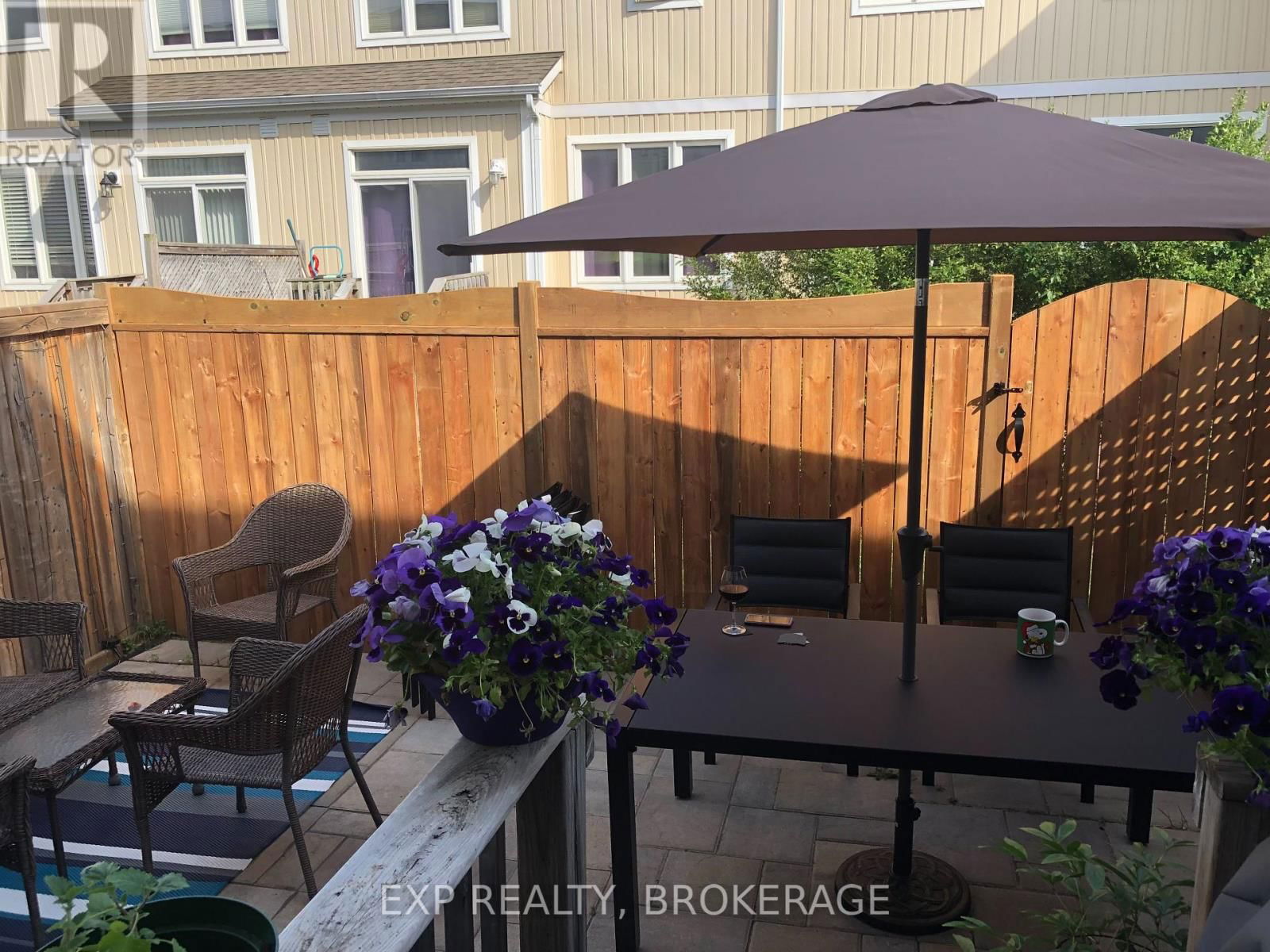 843 NEWMARKET LANE Image 25