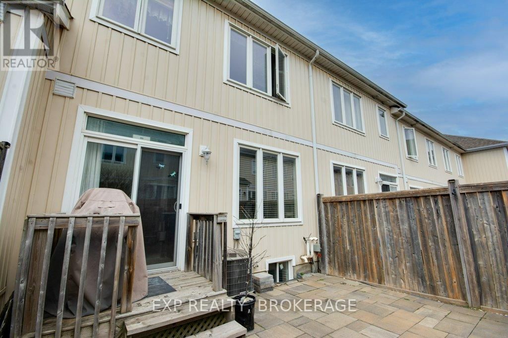 843 NEWMARKET LANE Image 28
