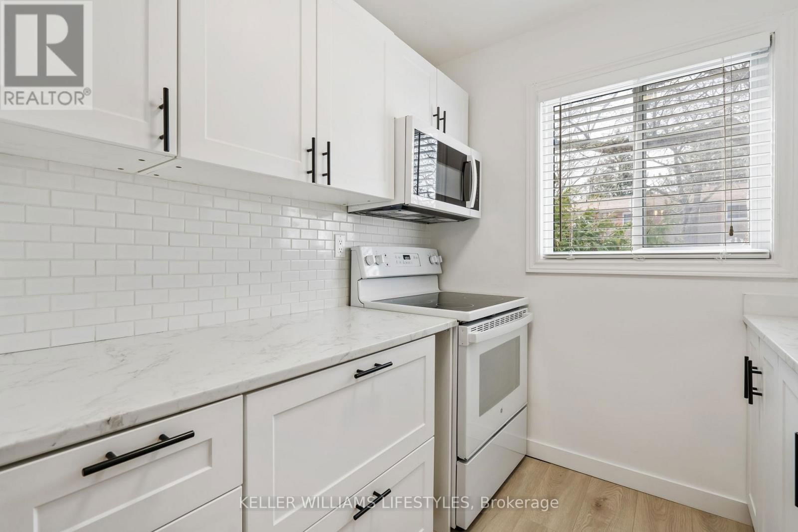 26 - 166 SOUTHDALE ROAD WEST Image 18