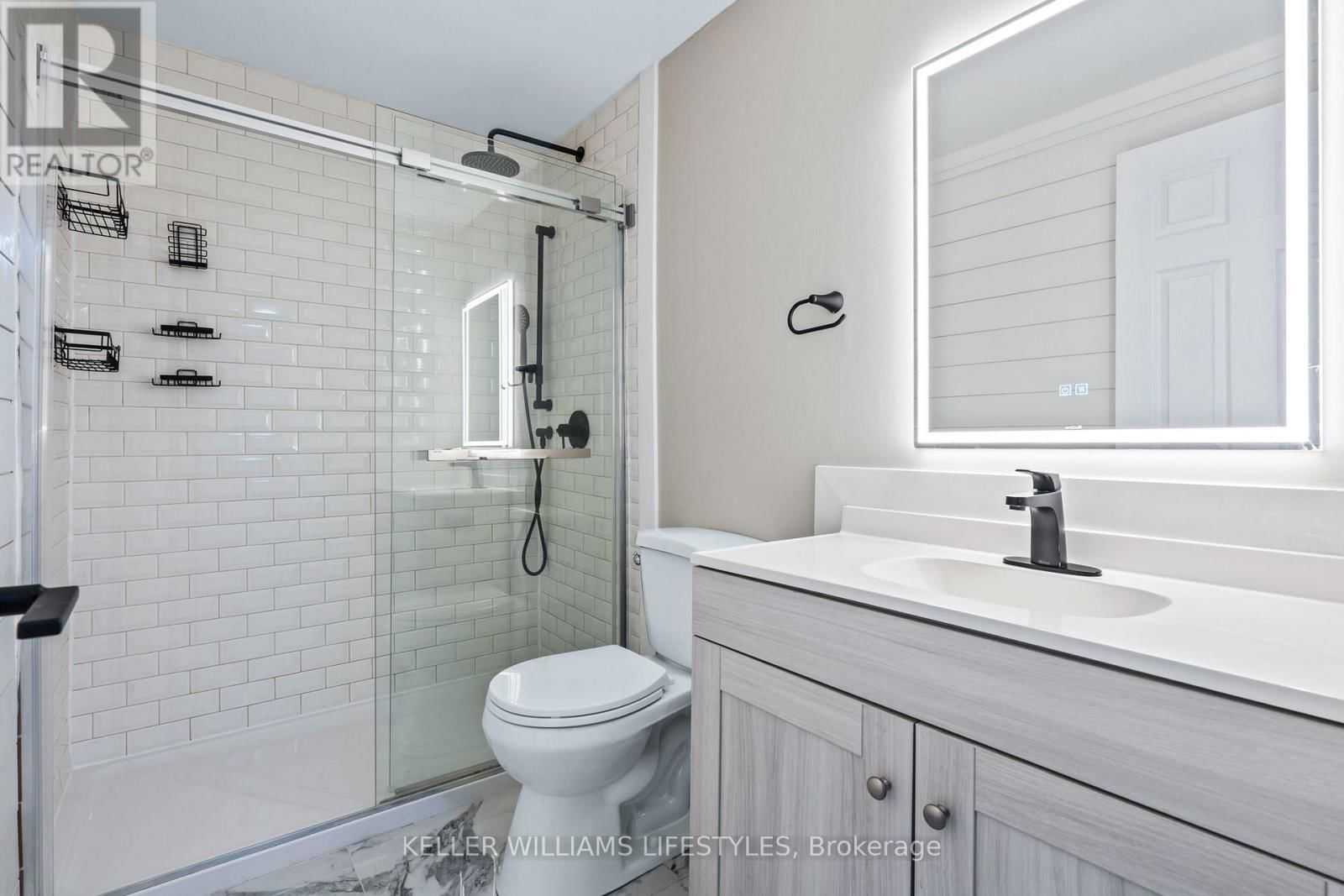 26 - 166 SOUTHDALE ROAD WEST Image 32