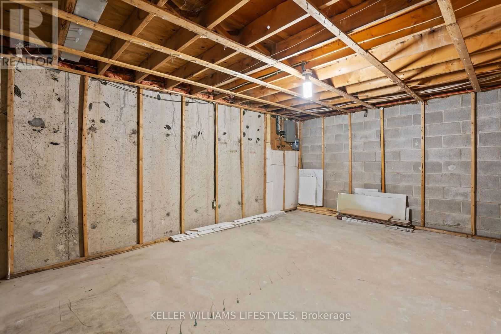 26 - 166 SOUTHDALE ROAD WEST Image 33