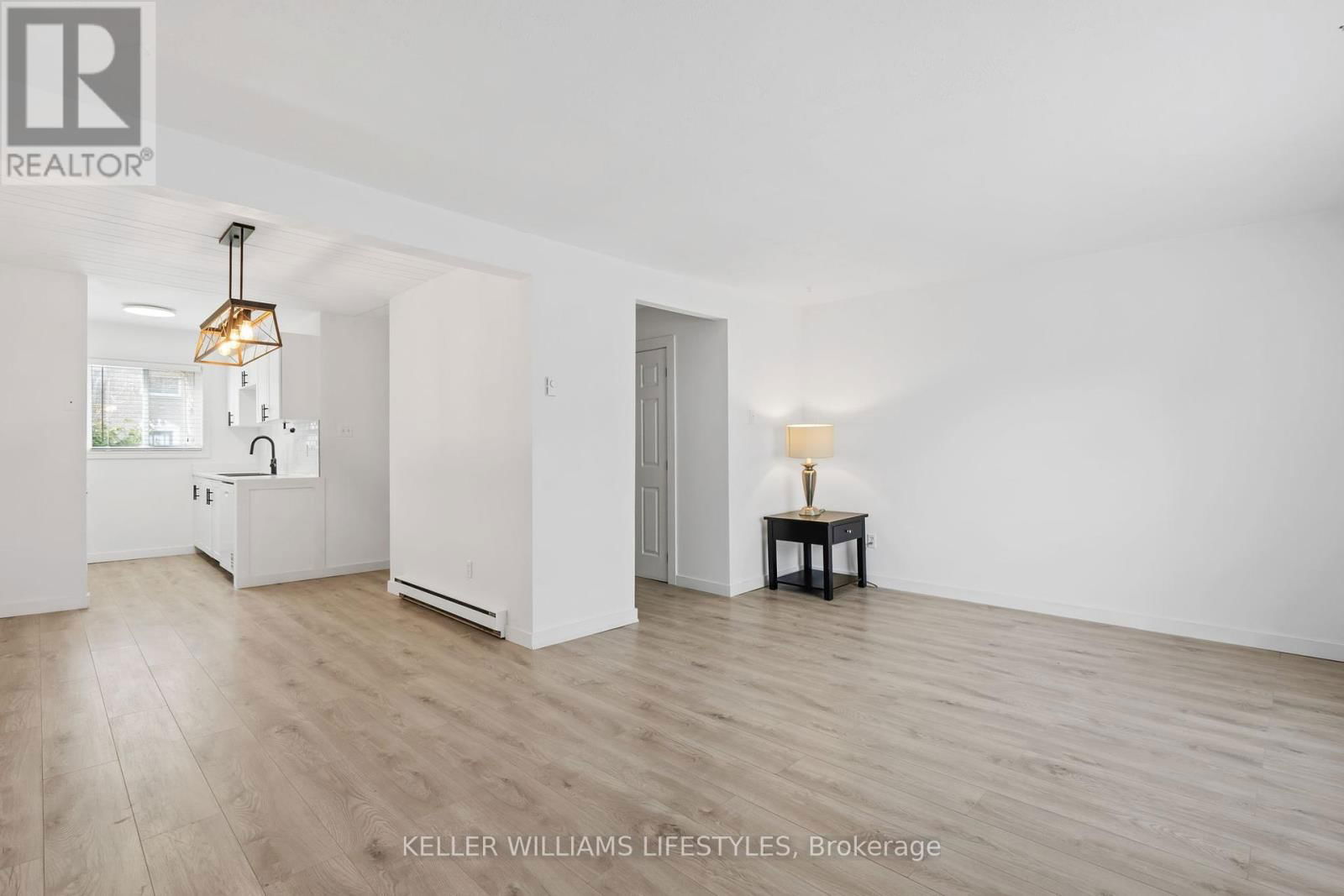 26 - 166 SOUTHDALE ROAD WEST Image 7