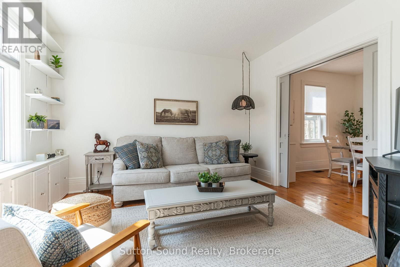 764 3RD 'A' AVENUE WEST Image 3