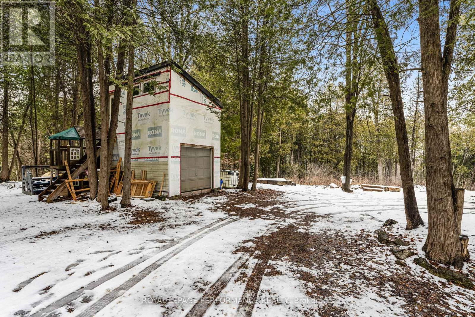 8441 COOPER HILL ROAD Image 3
