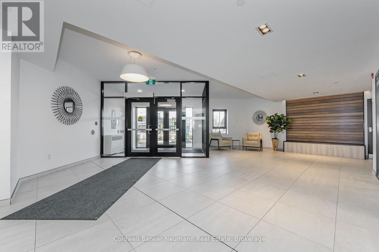 305 - 332 GOSLING GARDENS Image 3