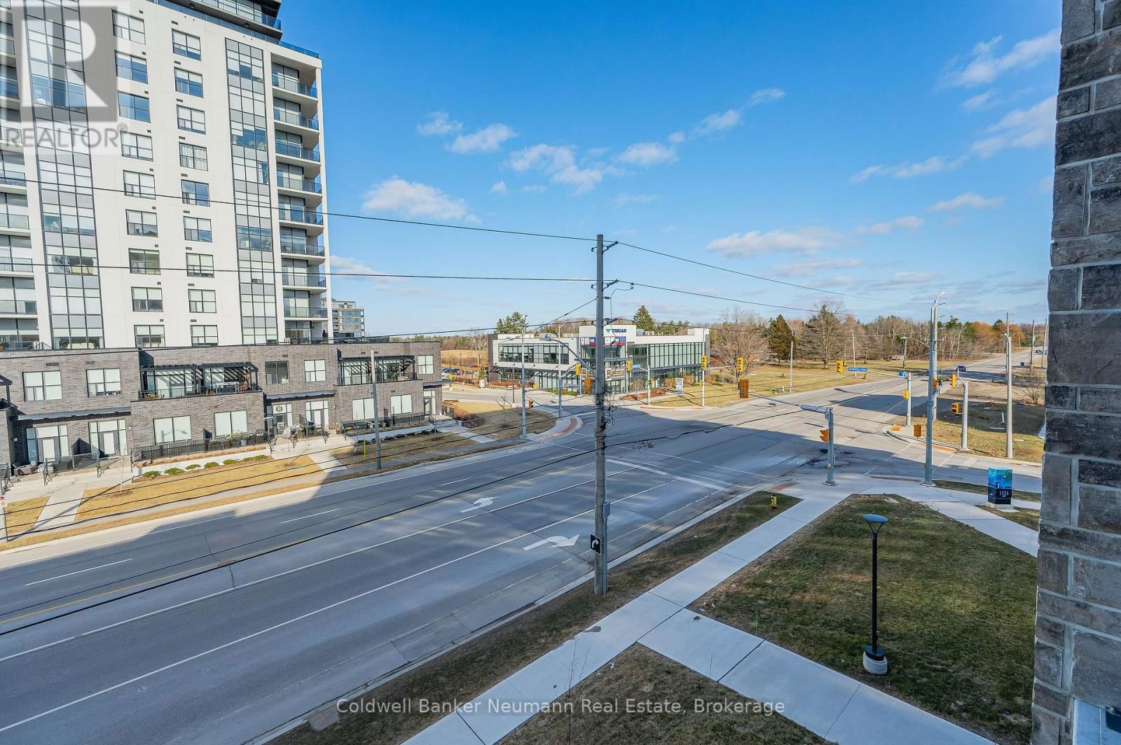305 - 332 GOSLING GARDENS Image 32