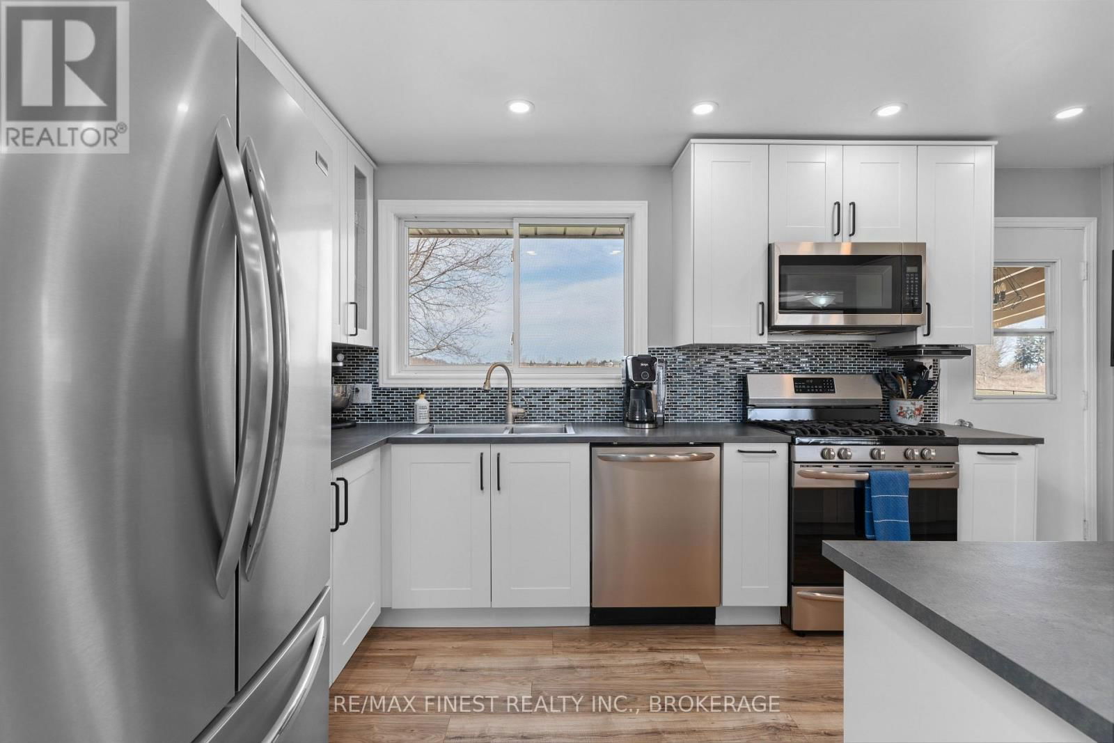 668 STATION ROAD Image 15