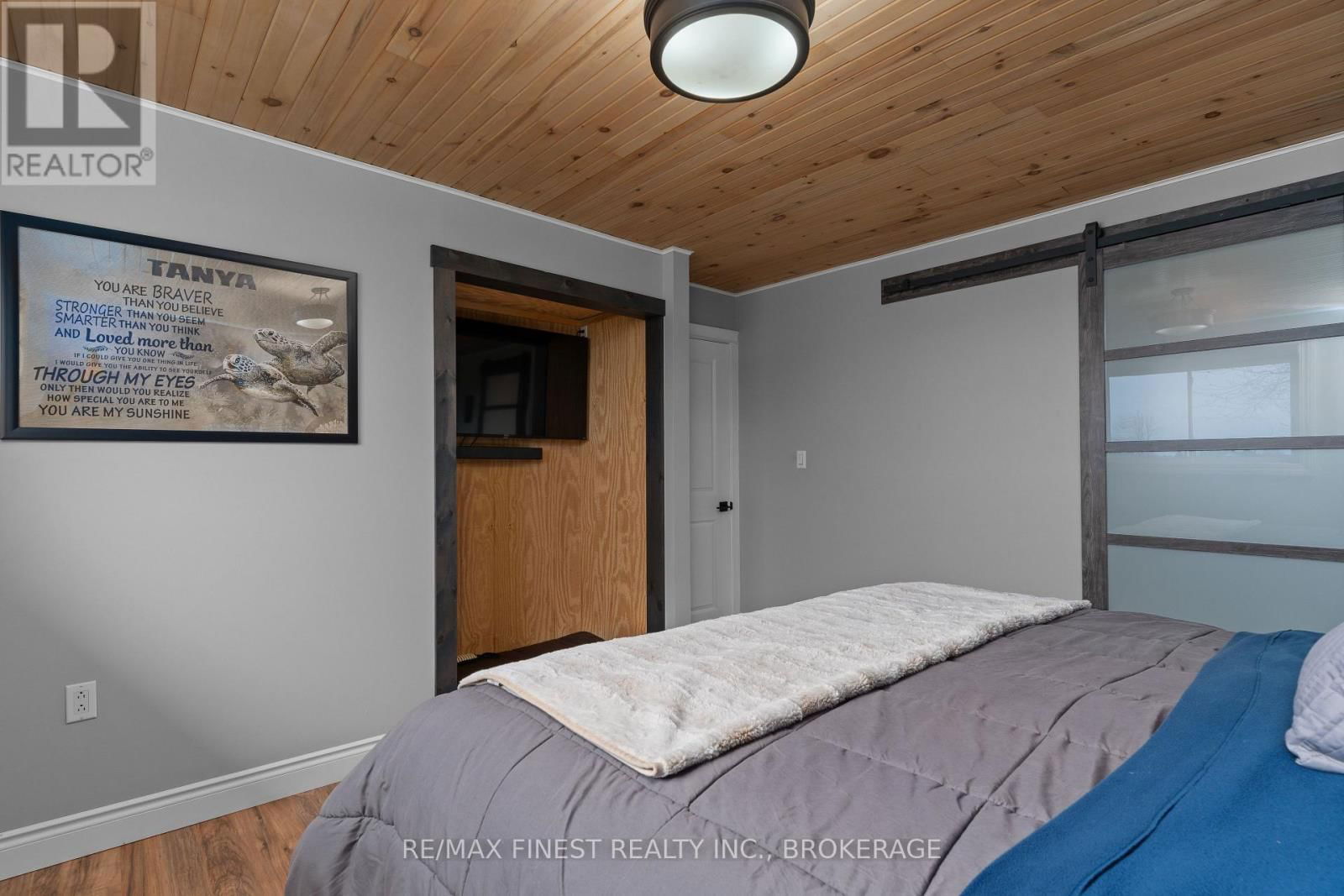 668 STATION ROAD Image 24
