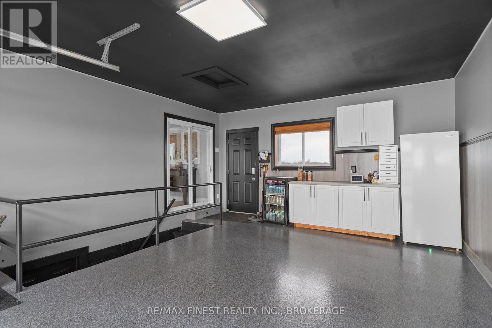 668 STATION ROAD Image 29