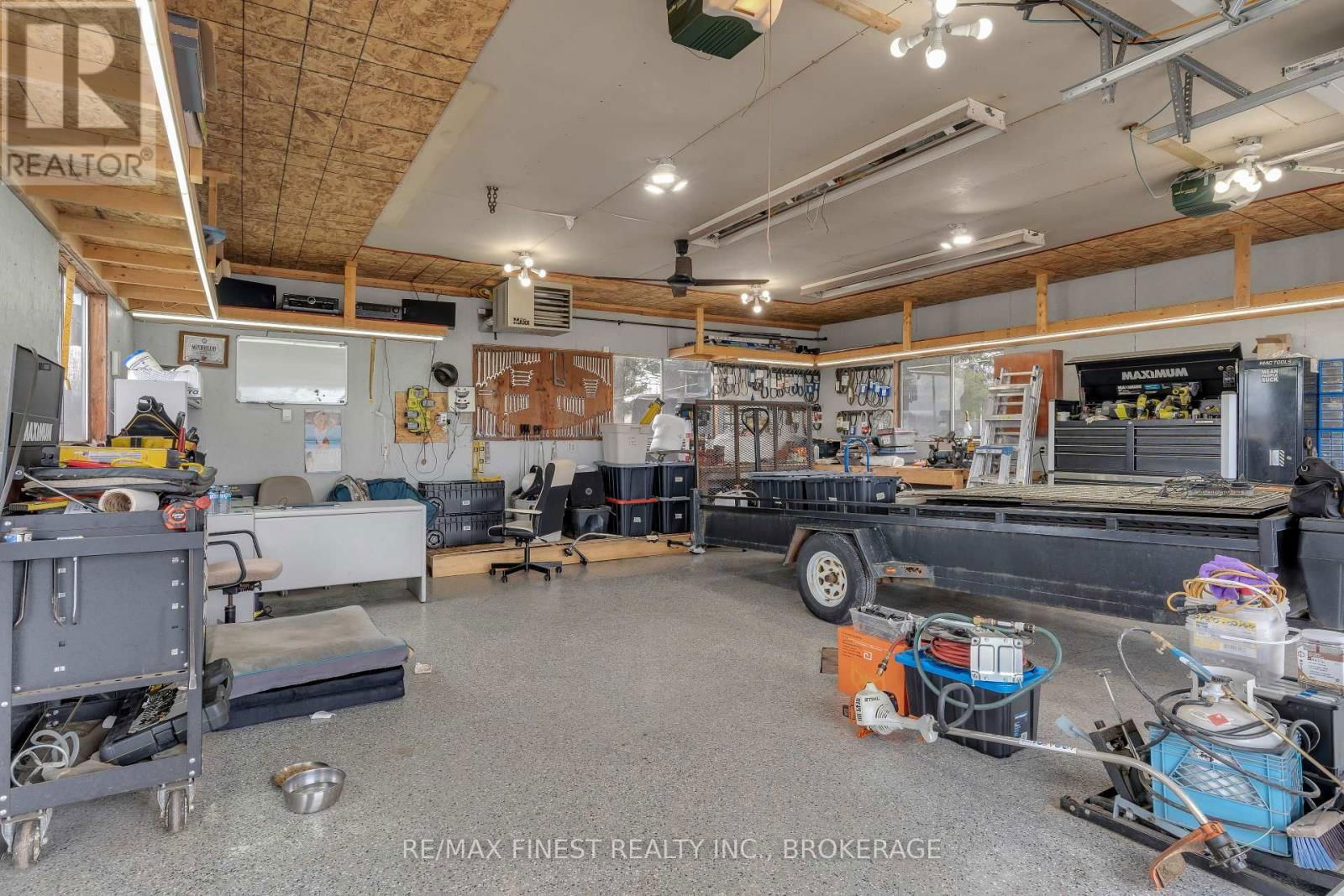668 STATION ROAD Image 44