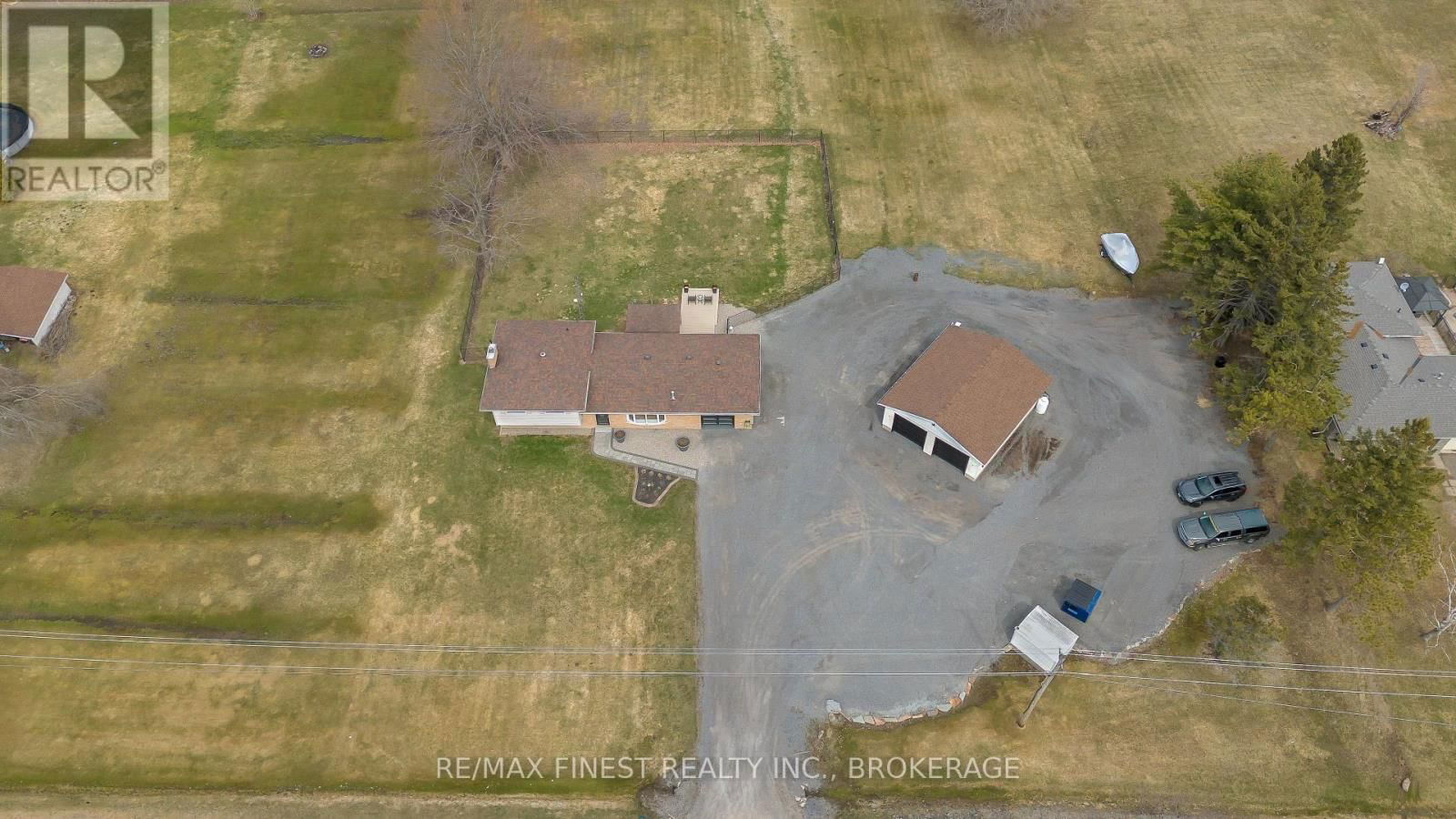 668 STATION ROAD Image 50
