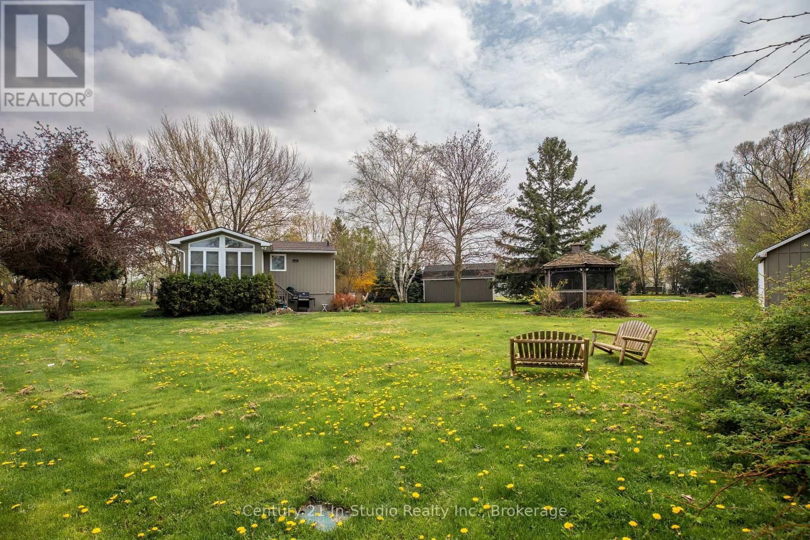 72234 LAKESHORE DRIVE Image 5