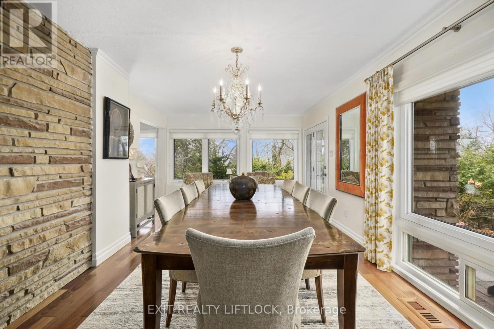 78 EDGEWOOD ROAD Image 17